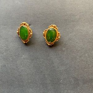 Retro Looking Vintage Gold Tone Earrings